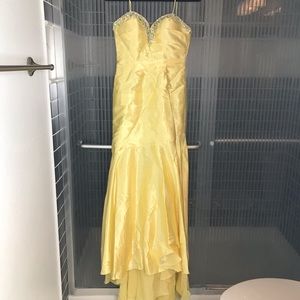 Yellow formal length prom dress